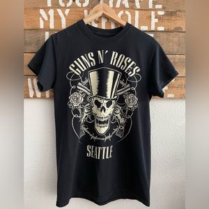 Guns N' Roses Seattle Not In This Life Time Black White Concert Tee Shirt